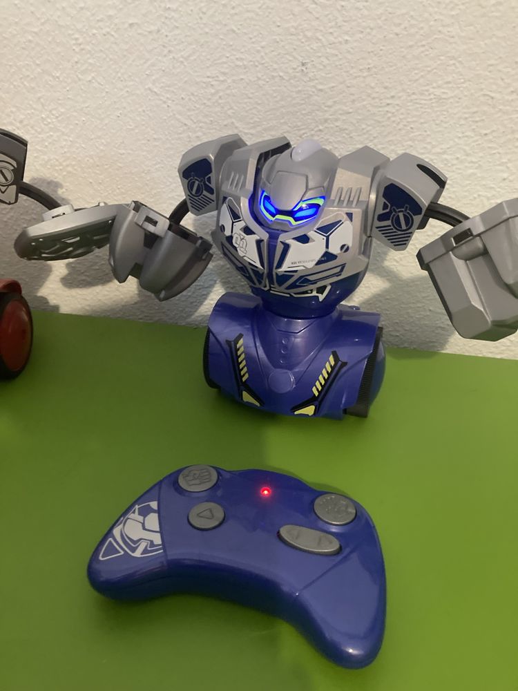 Robôs luta Concentra ycoo mega kombat