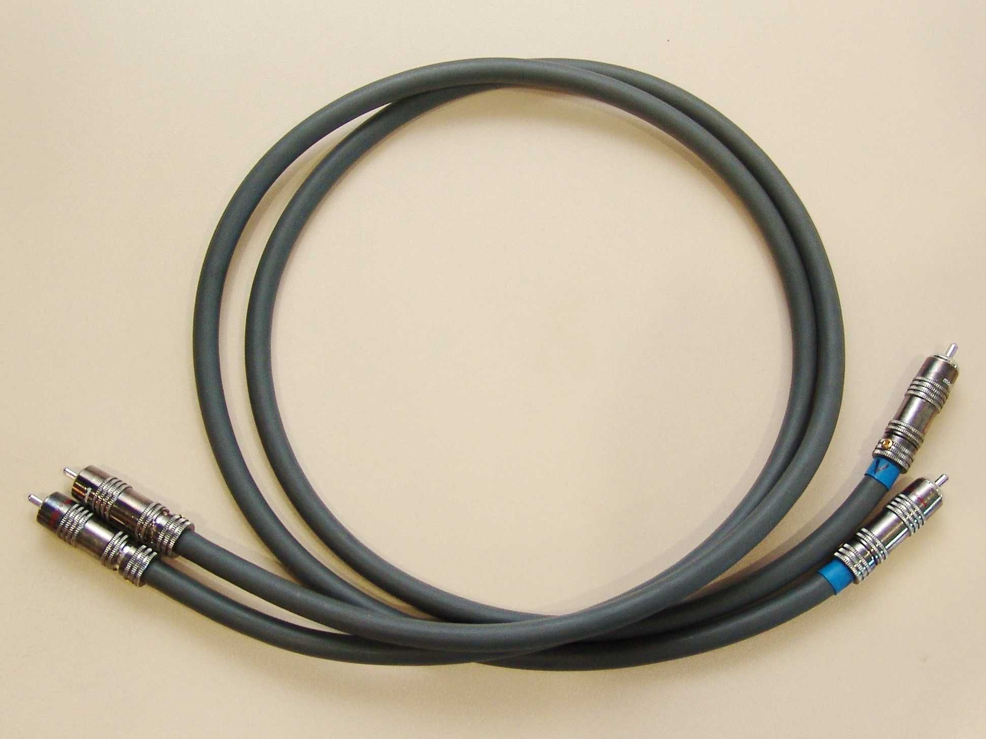 ТОП RCA межблочный кабель Monster Cable MSeries, Interlink Reference 2