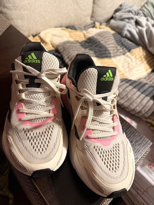 Adidas женские кроссовки