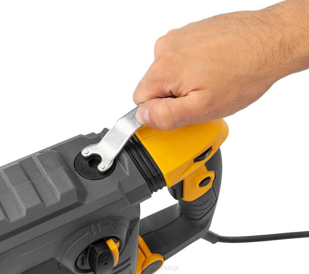Młot udarowy 5,5J SDS PLUS młotowiertarka 2600W PM-MU-2600T NOWY