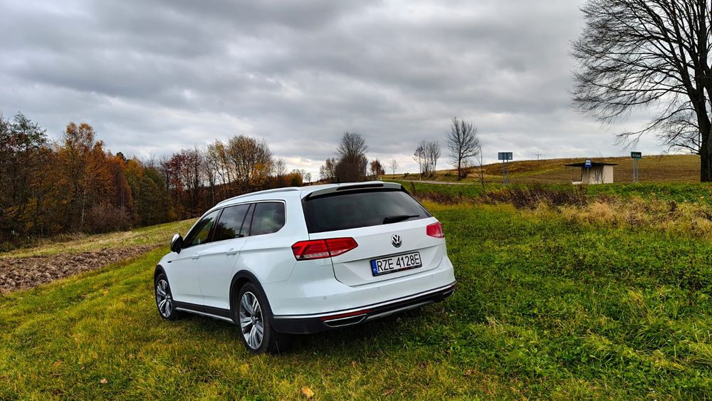 Passat b8 alltrack 2.0tdi DSG 4x4 /zamienię