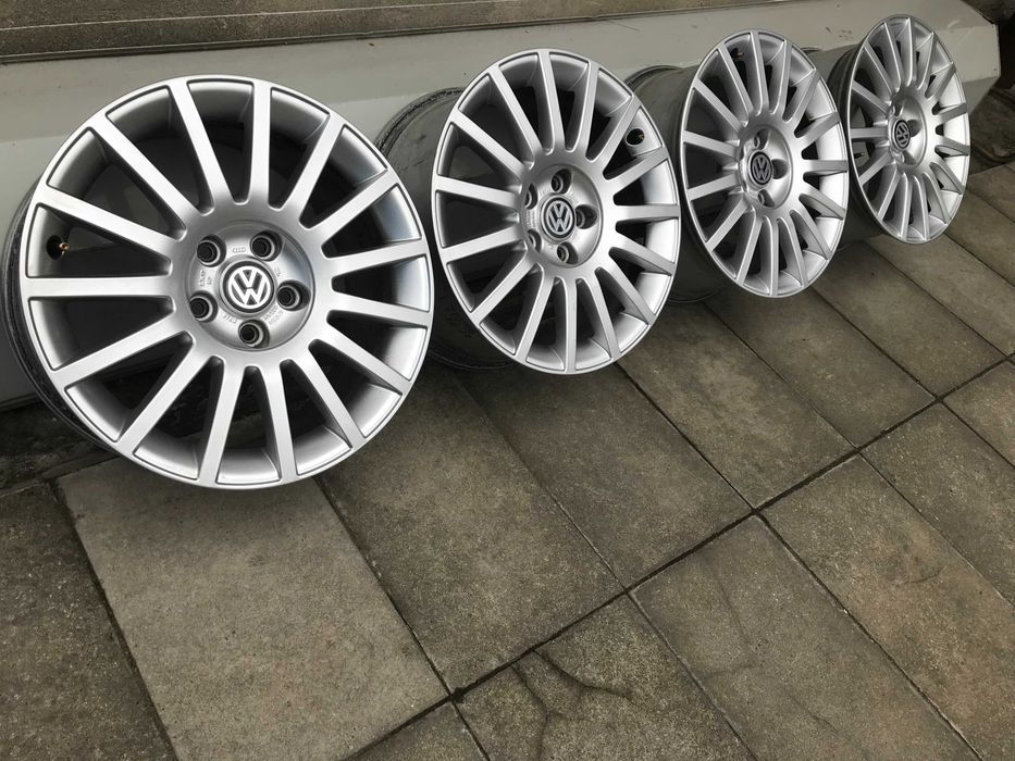 Felgi 17 VW Passat Tiguan Audi A4 A6 Skoda Superb 8Jx17 ET48 5x112