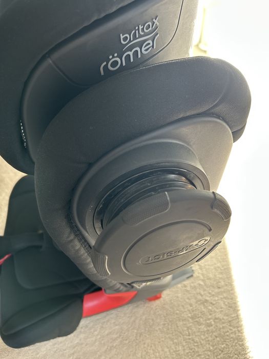 Sprzedam Fotelik Samochodowy Britax Romer Kidfix XP Sict 15-36 kg