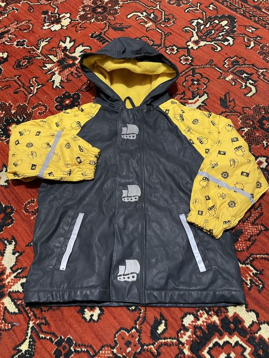 Куртка-дождевик на мальчика