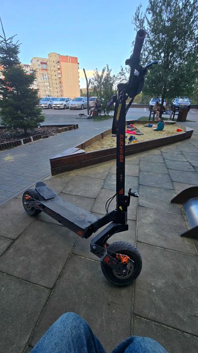 Електросамокат кукирин г4