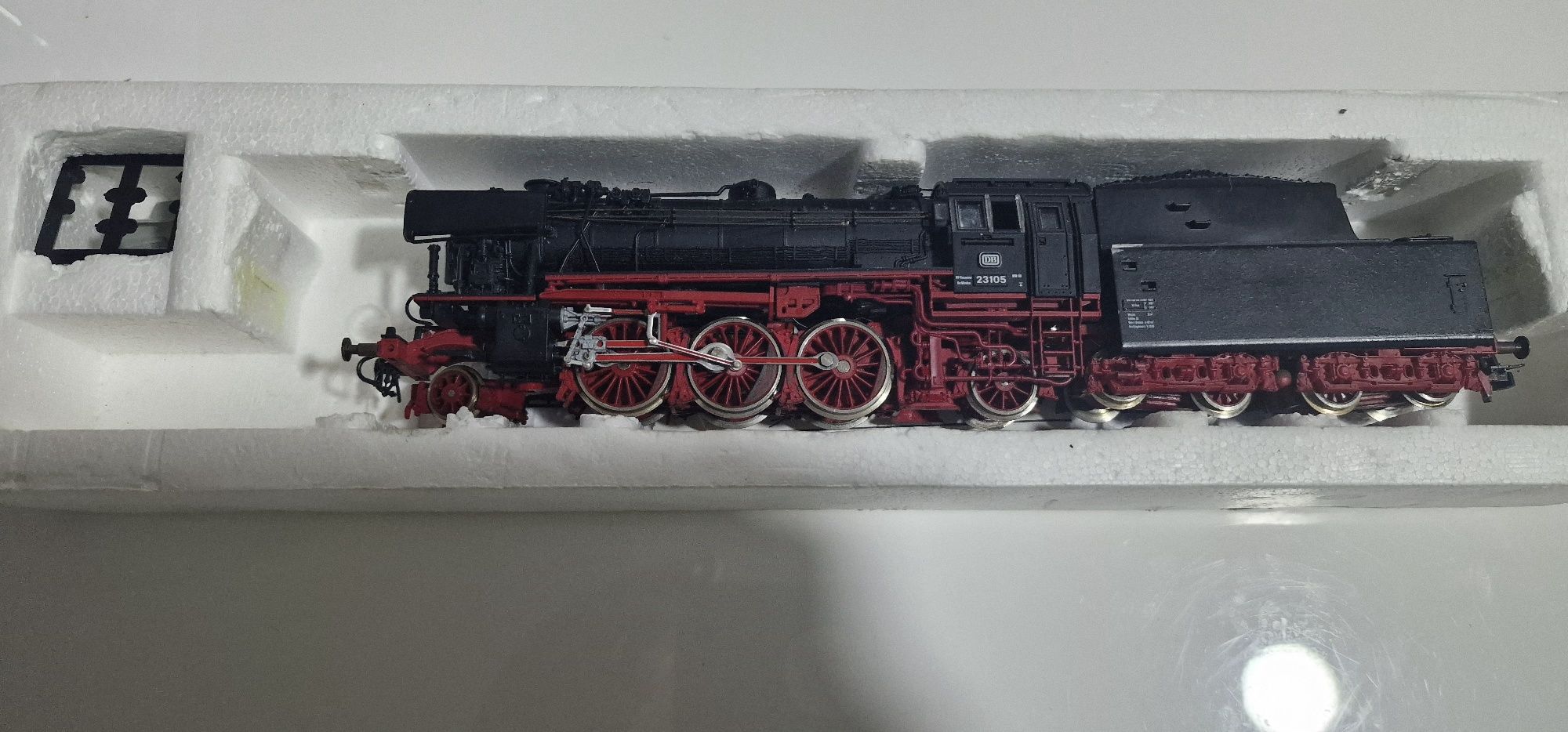 Locomotivas carvão  digitais sons reais e fumo novas em caixa.