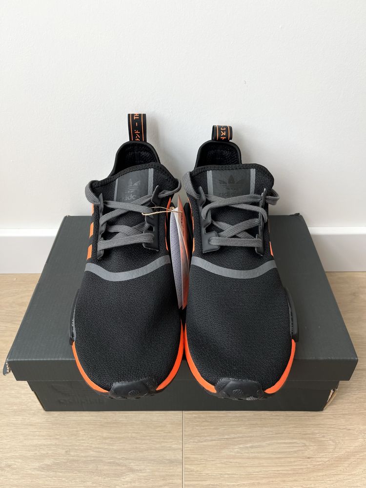 Оригінал Adidas (43 / 44) NMD_R1 Нові Кросівки G55575 Boost