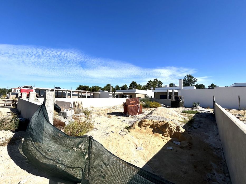 Lote de terreno com projeto