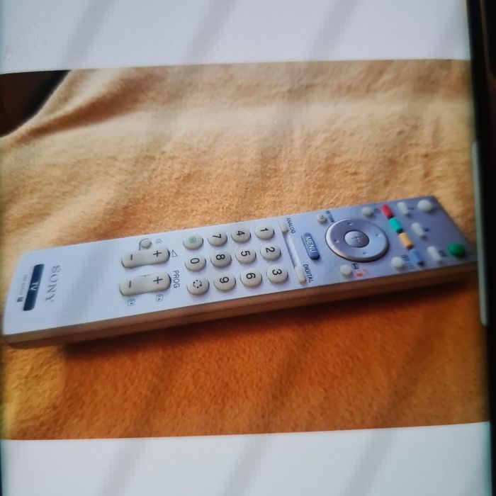 Pilot do telewizora rm e 007 sony