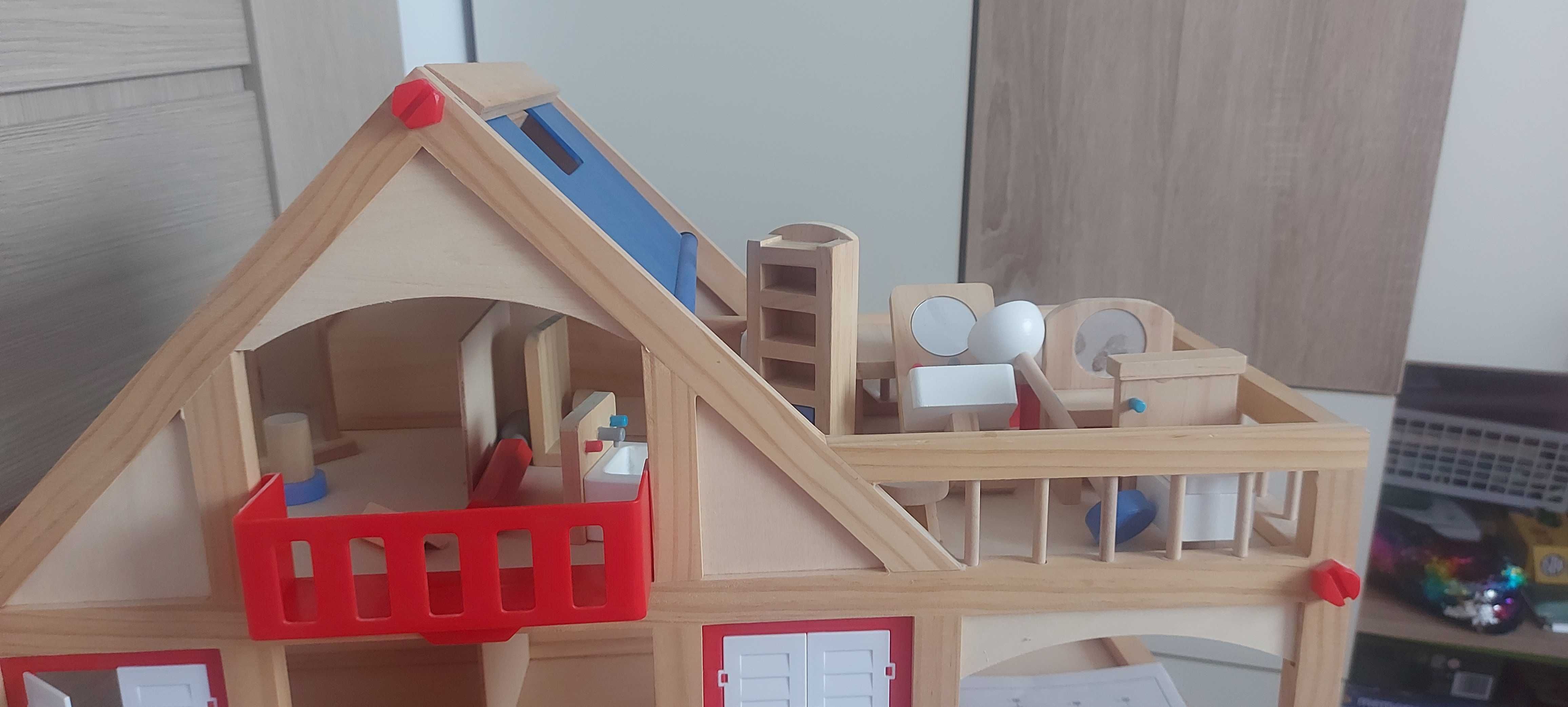 Domek drewniany dla lalek + meble