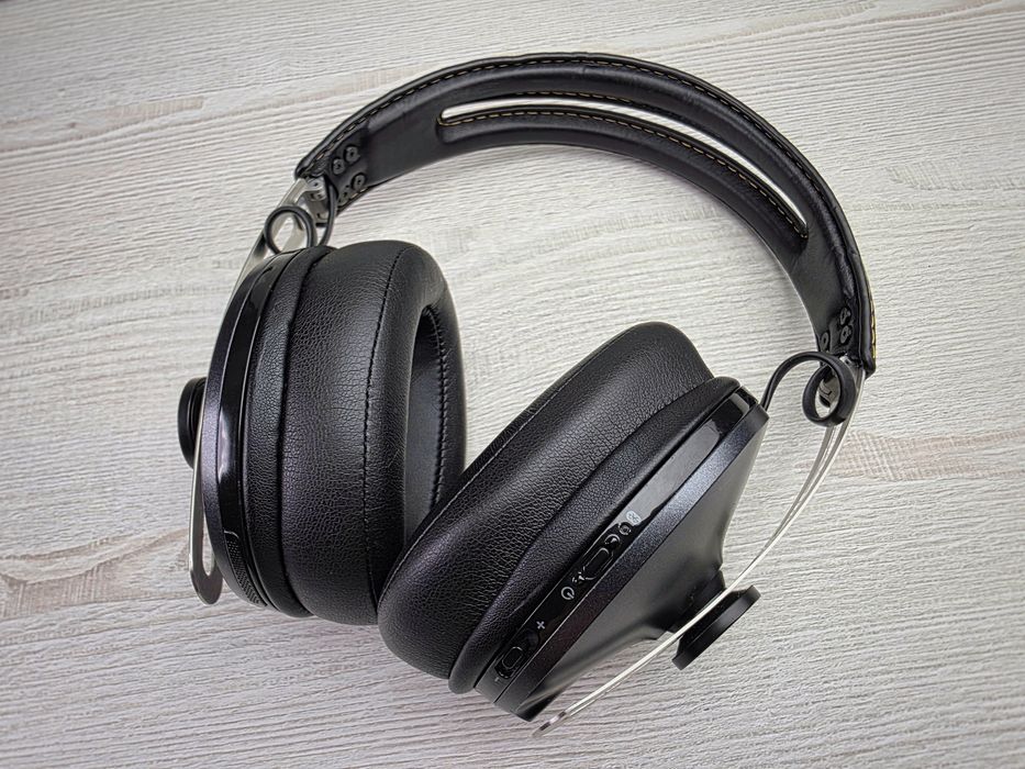Бездротові навушники Sennheiser MOMENTUM M2 AEBT Black (506250)
