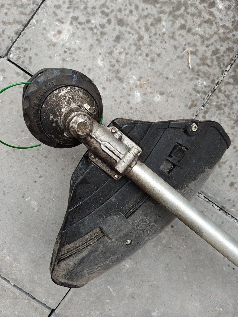 Kosa spalinowa SHINDAIWA C226S