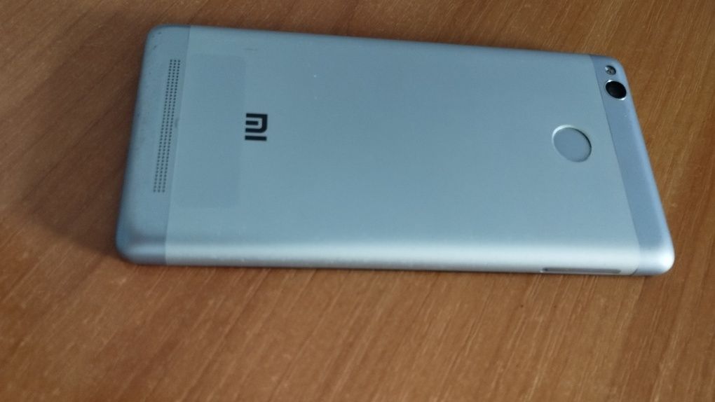 Смартфон Xiaomi Redmi 3S 2/16