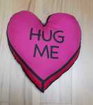 Almofada coração "Hug Me"