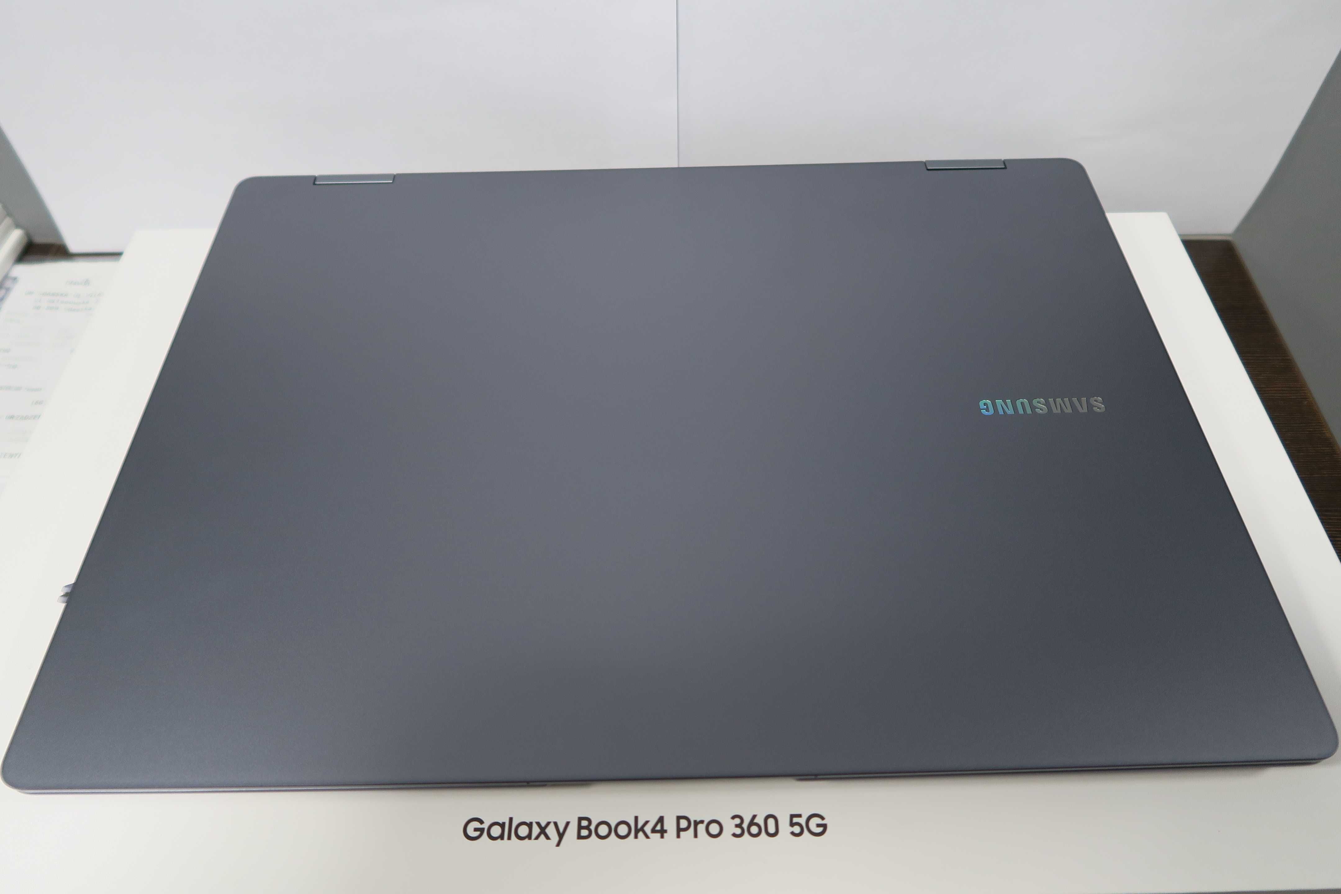 NOWY LAPTOP SAMSUNG GALAXY BOOK4 Pro 360 5G, Snapdragon X, komplet
