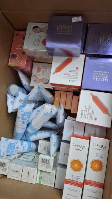 Розпродаж косметики