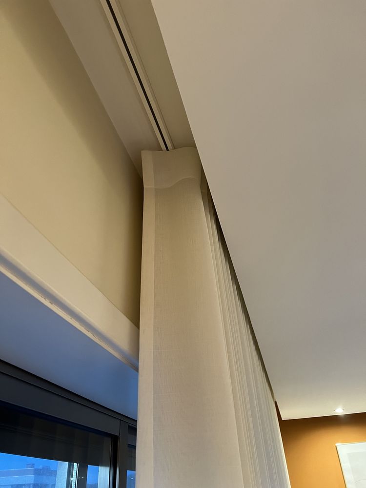 Cortinados / Cortinas com sistema de ondas 3,65 m