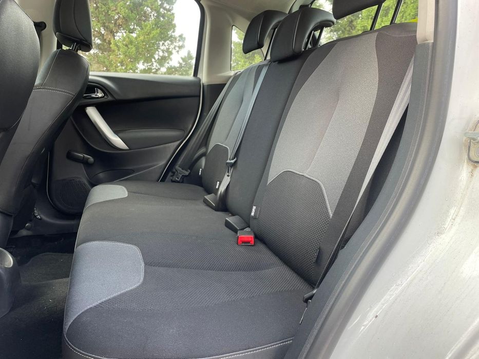 Citroen C3 II 1.2 VTi Gasolina 82 cv