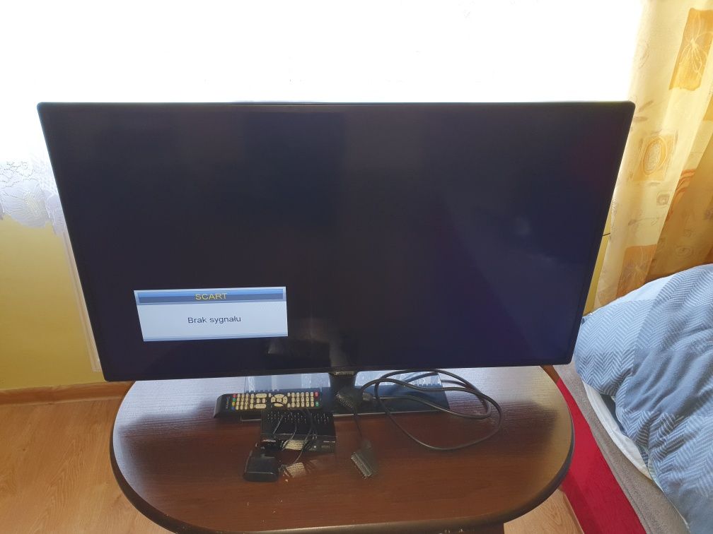 Telewizor Manta + dekoder dvb-t2