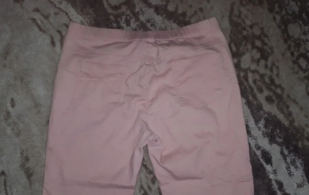 Spodnie pudrowy róż