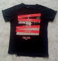 T-shirt r. 152 Reserved