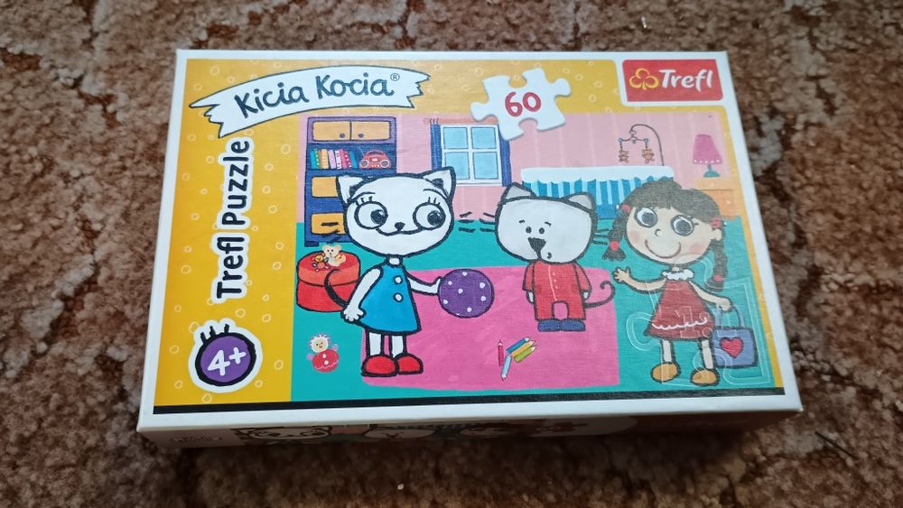 Trefl puzzle Kicia Kocia, 60 elementów