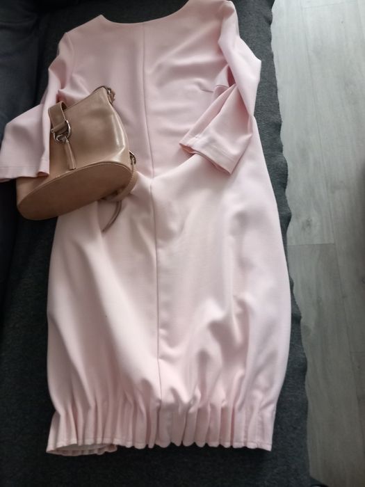 Różowa sukienka rozmiar 38