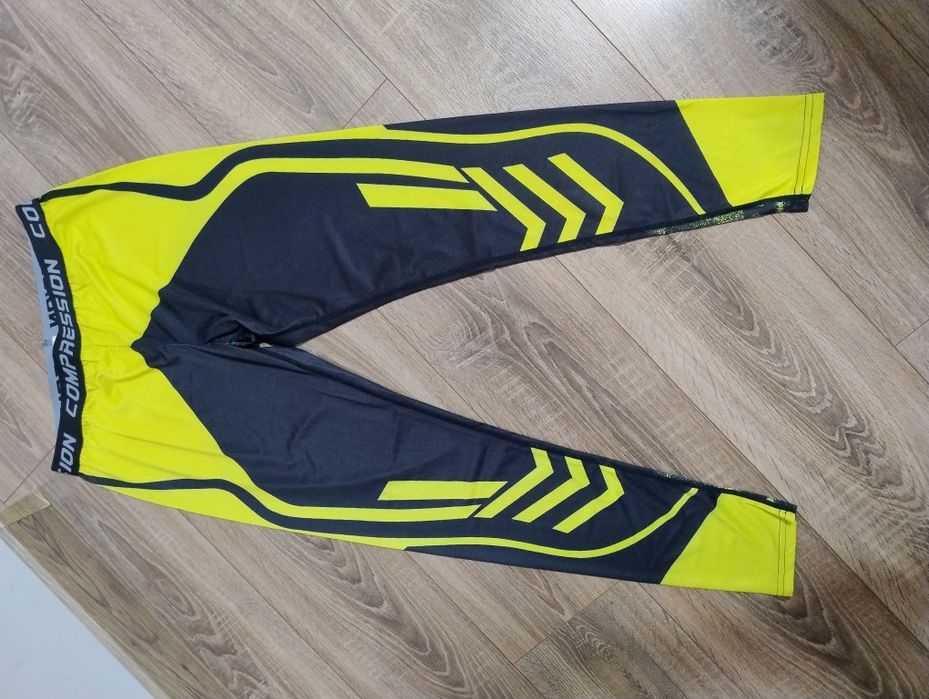 Компресійні штани легінси тайтси. Розмір L.