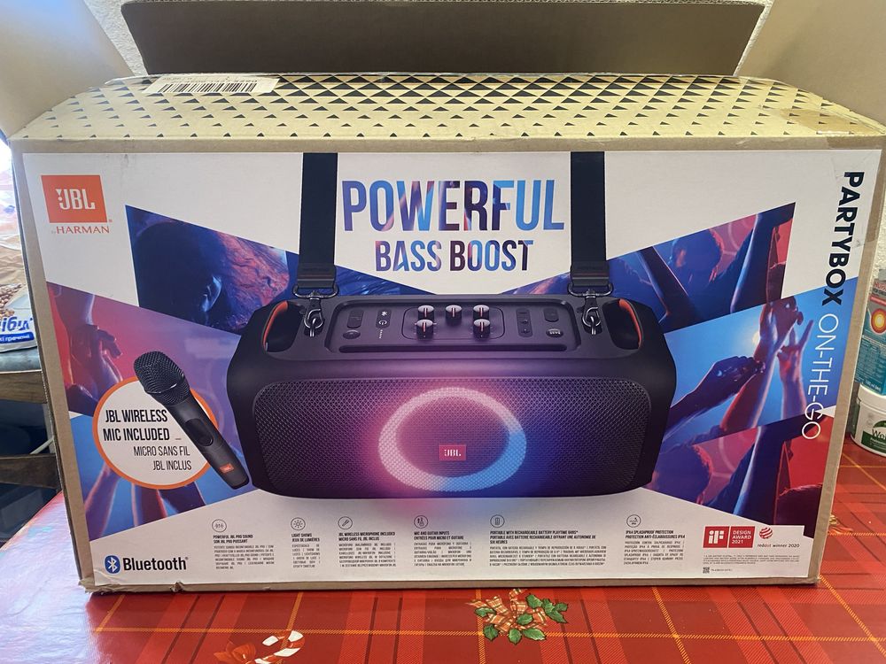 Колонка JBL Partybox on the go + 2 мікрофони