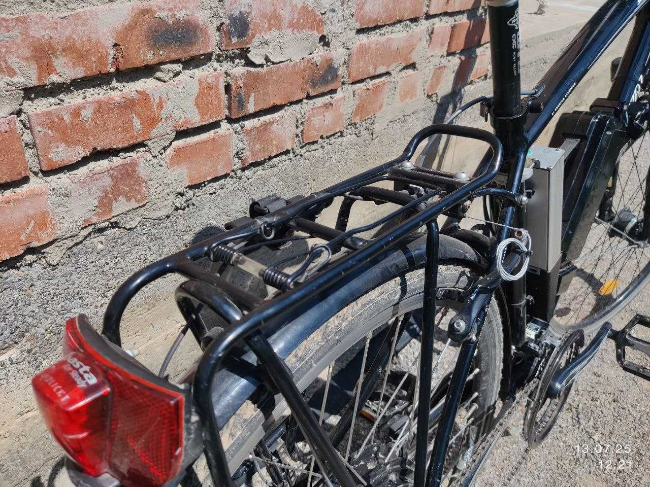 Електровелосипед Specialized