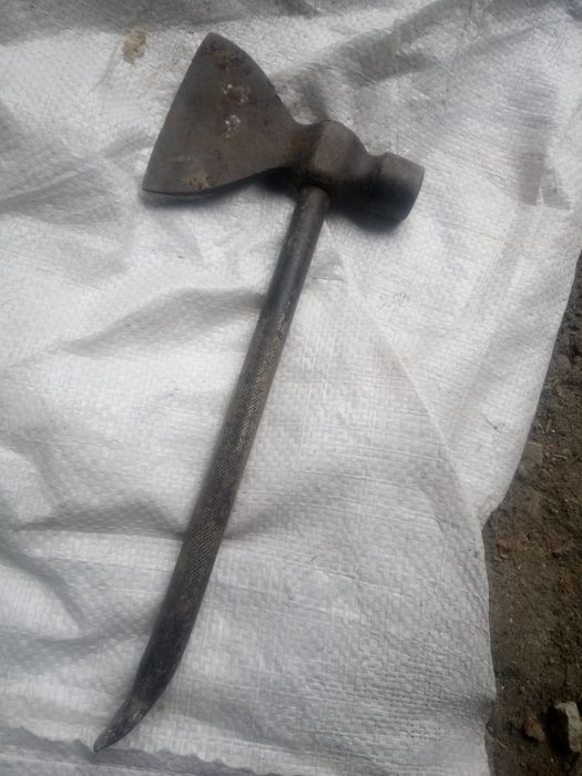 Топорик тех времен