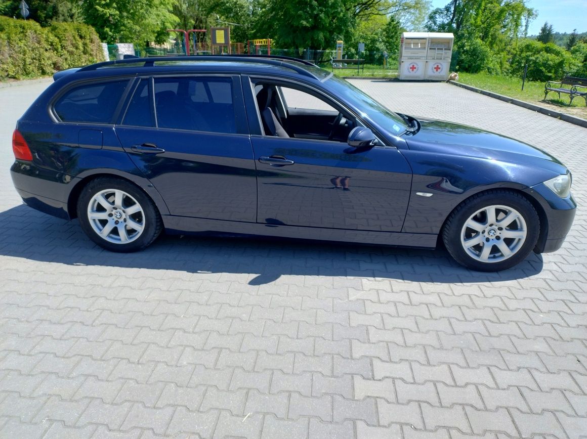 BMW e91 320i lpg