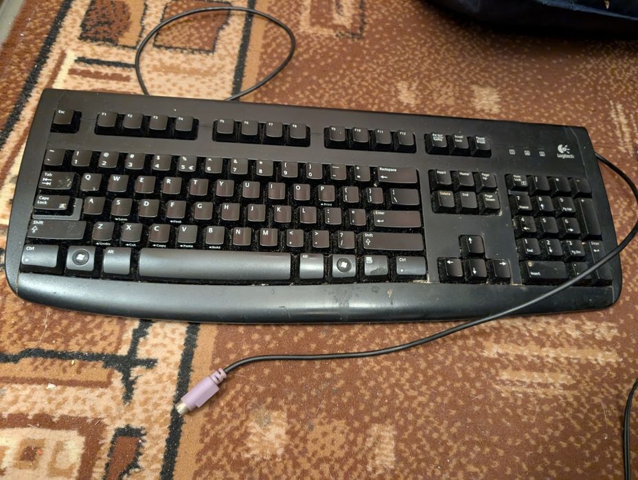 Klawiatura Logitech deluxe 250 PS/2 Qwerty