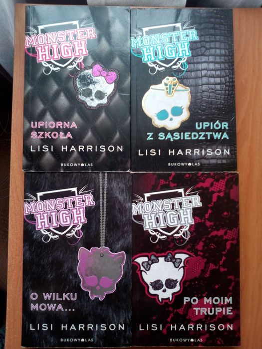 książki Monster High 1-4, alternatywna historia szkoły, Lisi Harrison