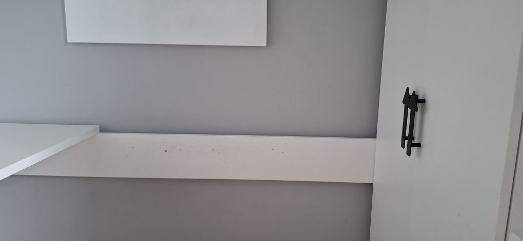 Łóżko z biurkiem I szafą