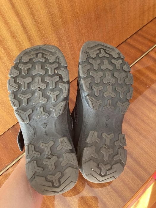 Buty sportowe quechua 34