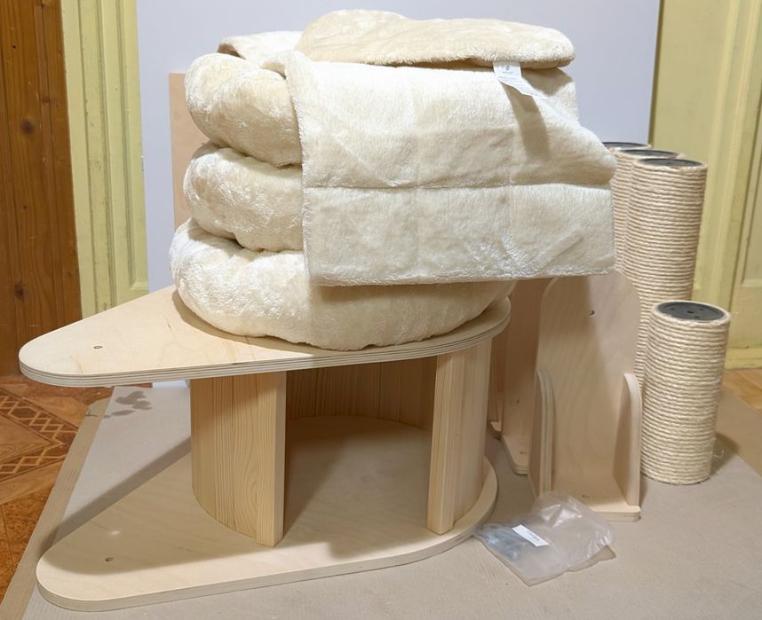 Natural Paradise Magnolia Drapak Dla Kota Mocowany Do Ściany Kremowy