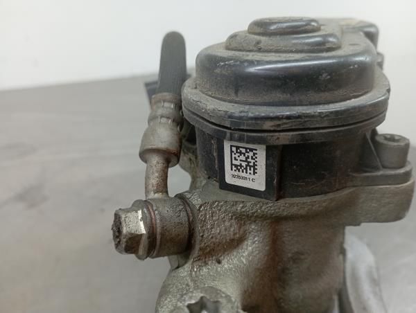 Pinça travão / maxila de travão trás esquerda NISSAN Qashqai II (J11)