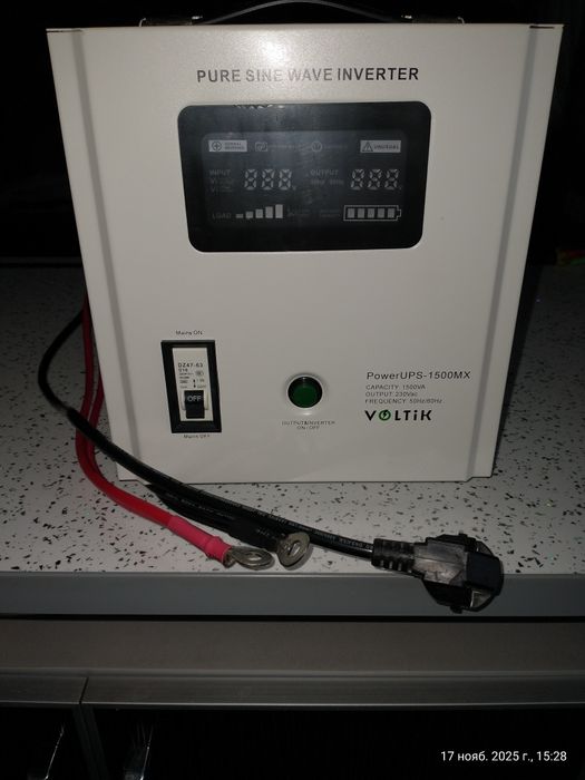 Гібридне ДБЖ/інвертор Volt Polska SINUS PRO 1500E 12V 230V