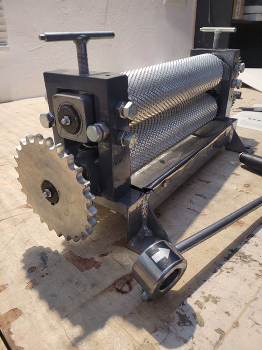 Walce maszynowe grawerowane 5,37/290 do produkcji węzy pszczelej