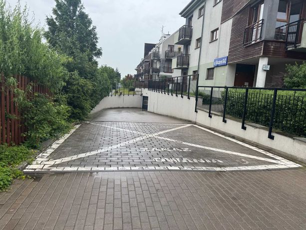 Na sprzedaż miejsce postojowe w garażu podziemnym przy ul. Klasztorna