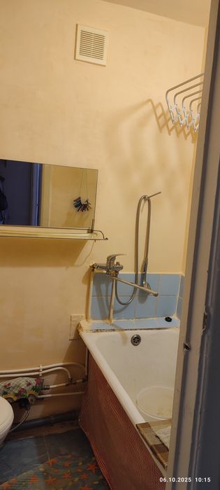 Продам 1к ж/м Приднепровск ул. Космонавтов