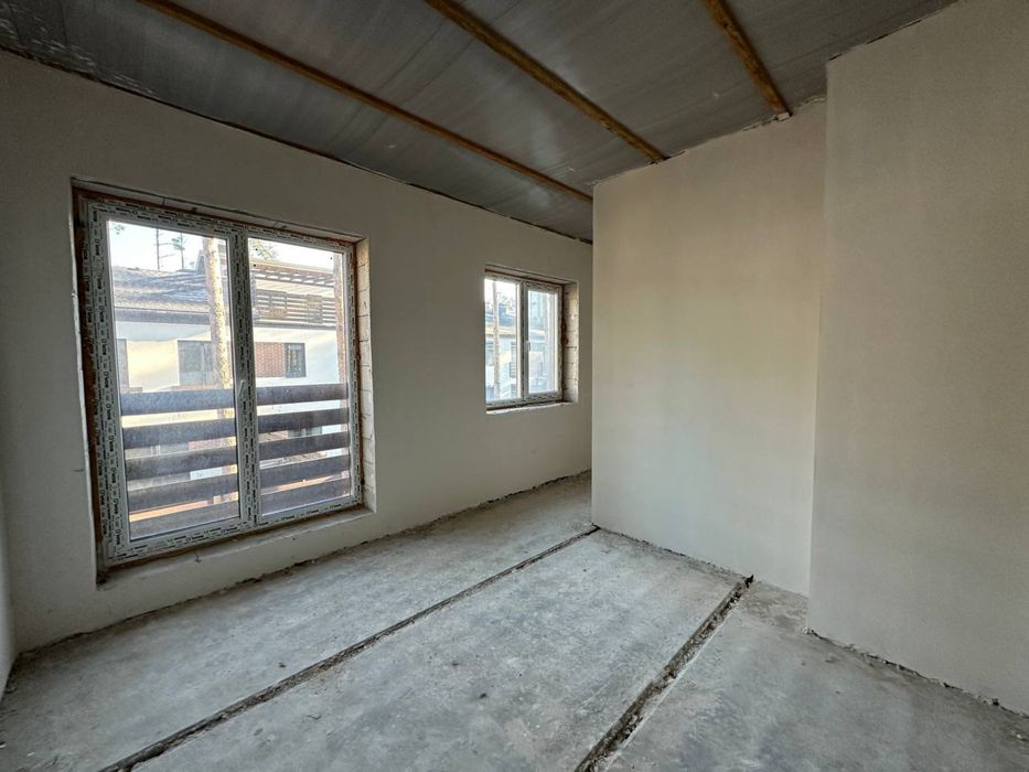 Крутий таунхаус в котеджному містечку. Чистове оздоблення.