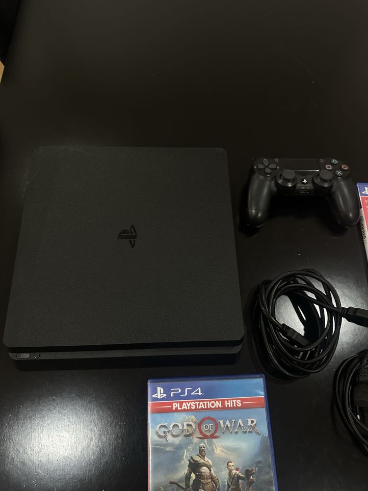 PlayStation 4 500gb slim