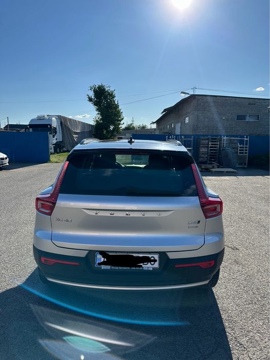 Вольво XC40 Volvo