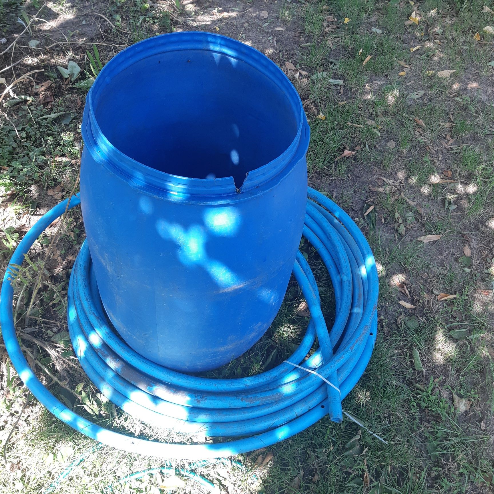 Deszczówkę beczka 120l i rura 25metrow