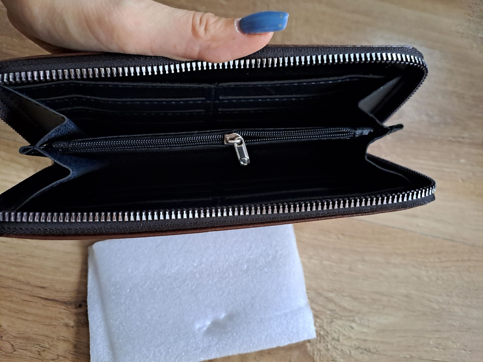 Portfel etui na karty