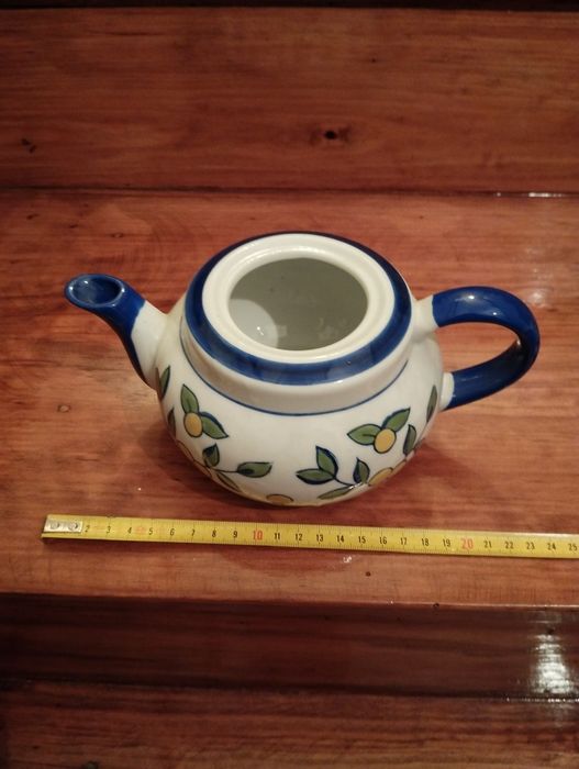 Conjunto bule e chávenas