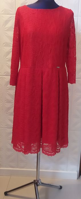 Sukienka czerwona koronkowa 44- 46