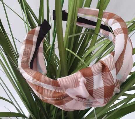 Stylowa opaska do włosów